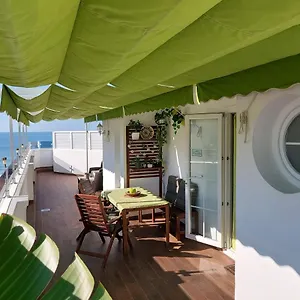 Atico Victoria Apartment