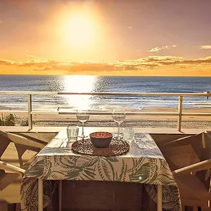 Apartment En La Playa Con Garaje, Cádiz